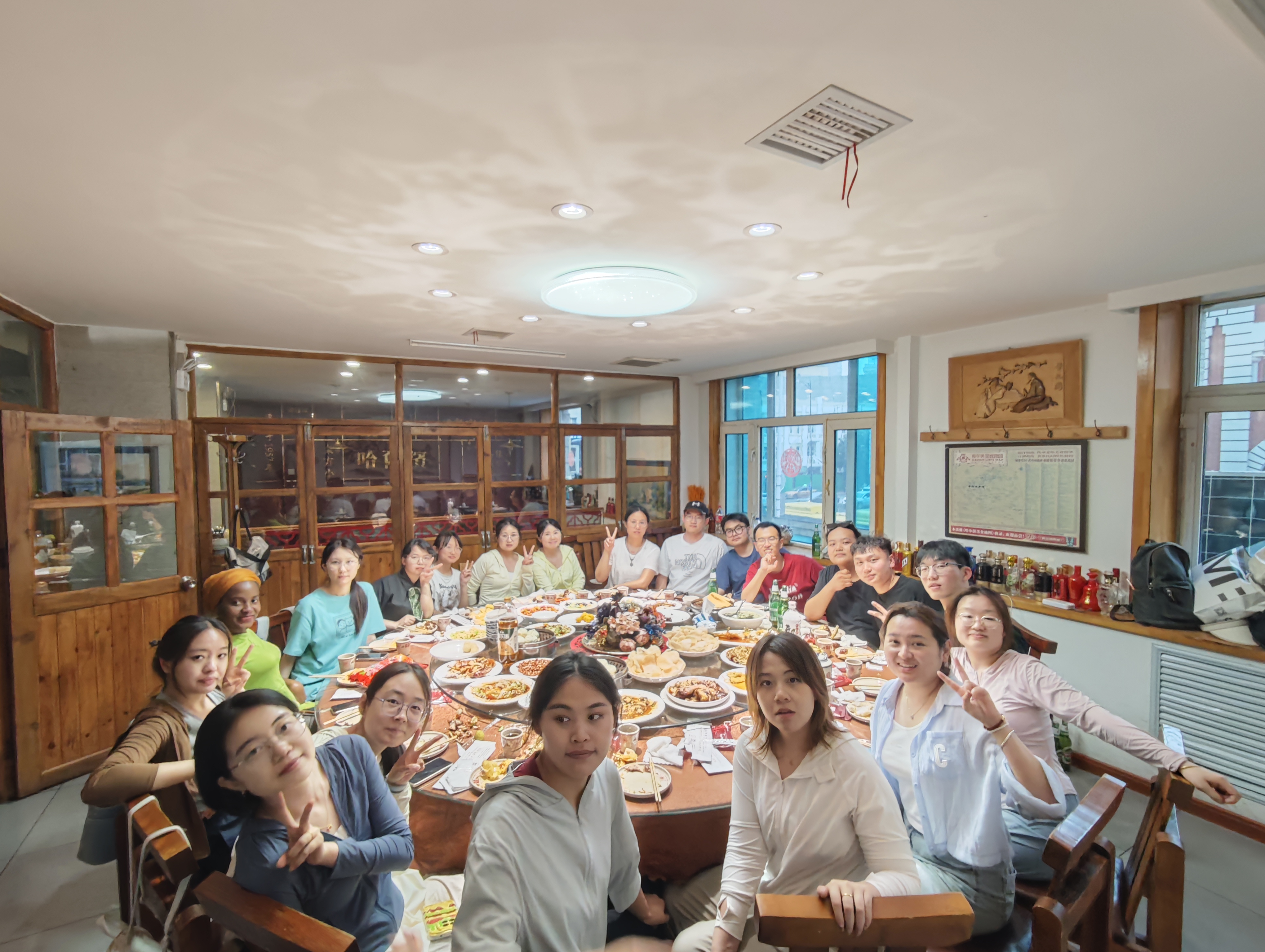 欢送刘上同学毕业1.jpg