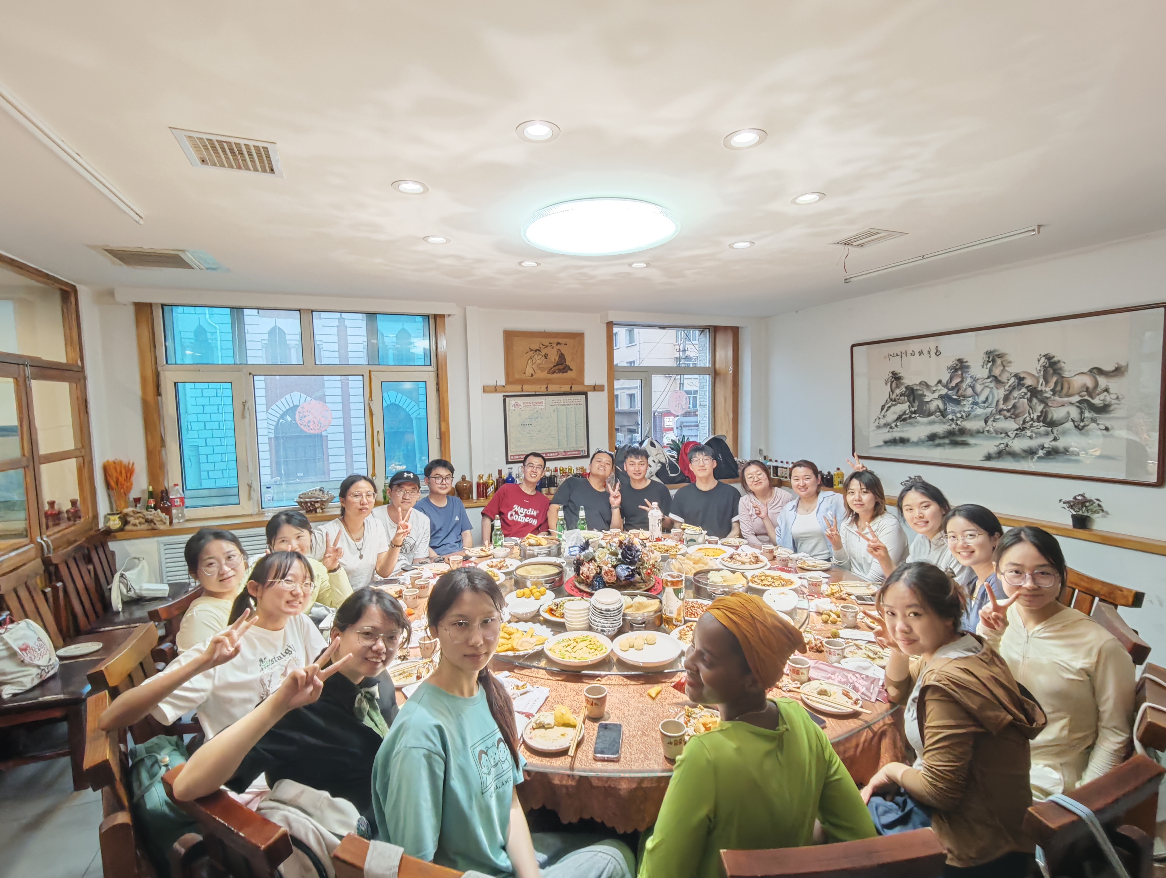 欢送刘上同学毕业2.jpg